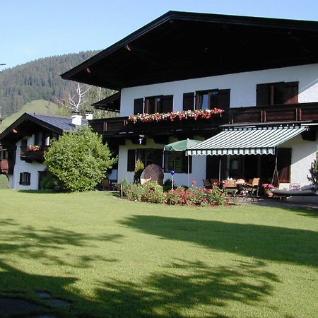 Pension Landhaus Gasteiger Кицбюэль Экстерьер фото