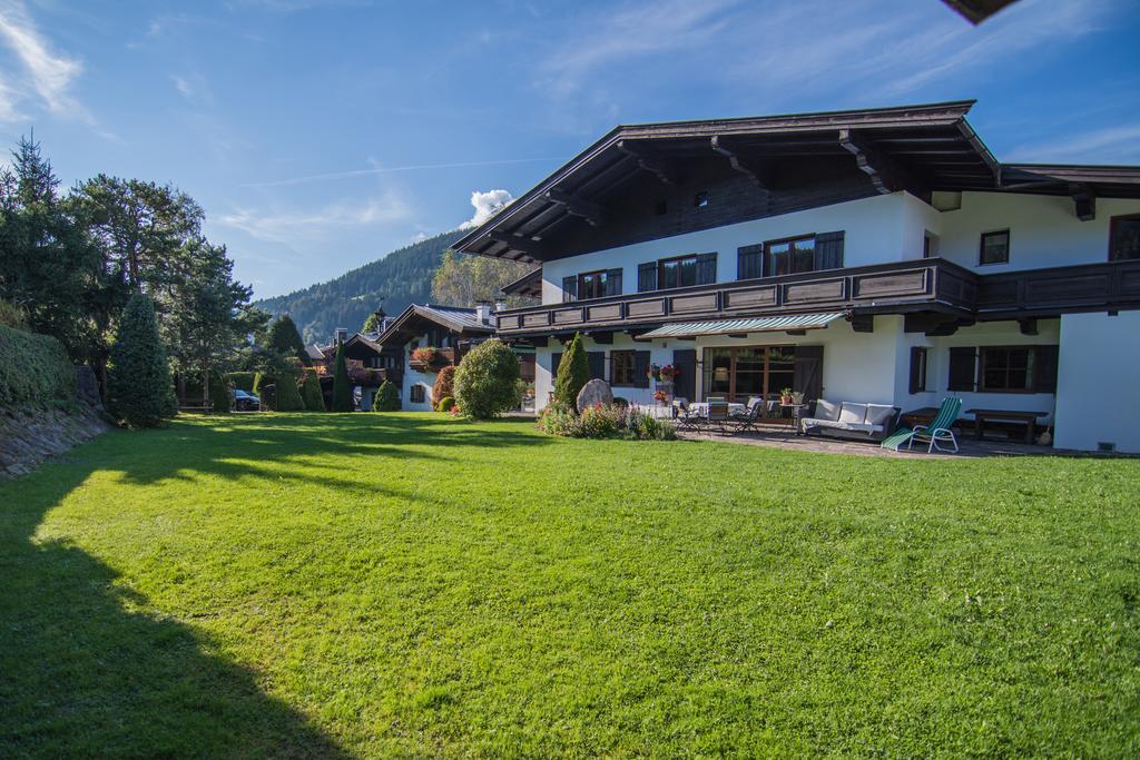 Pension Landhaus Gasteiger Кицбюэль Экстерьер фото