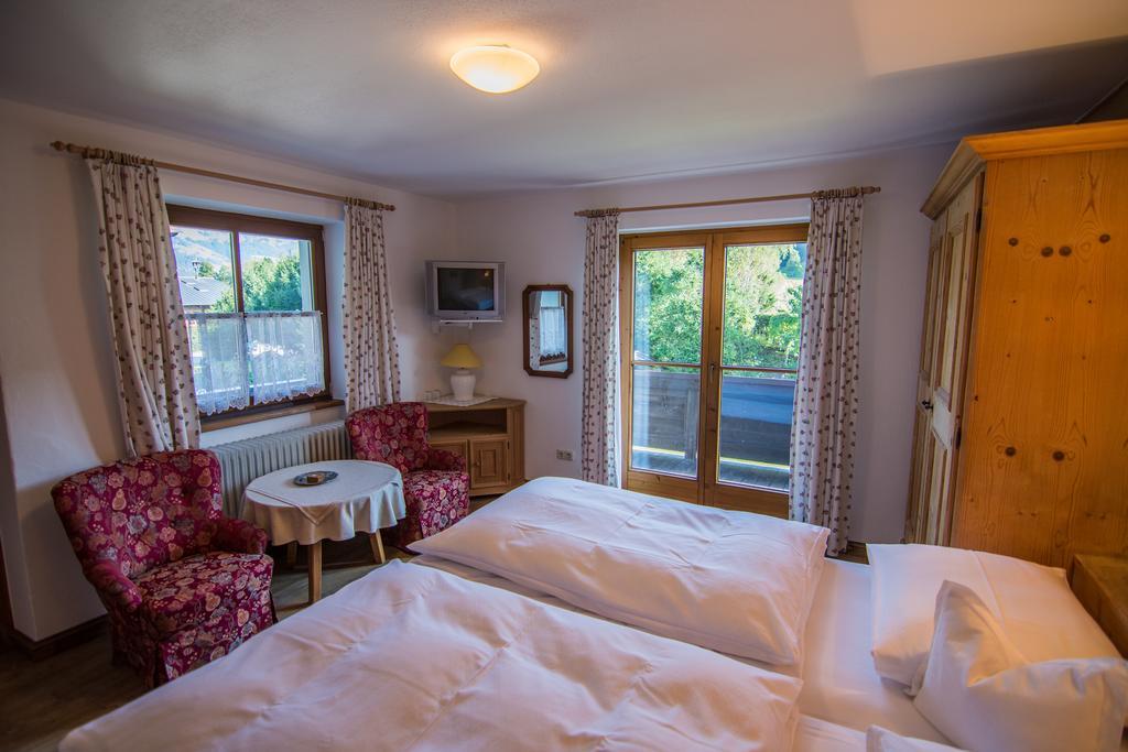 Pension Landhaus Gasteiger Кицбюэль Экстерьер фото